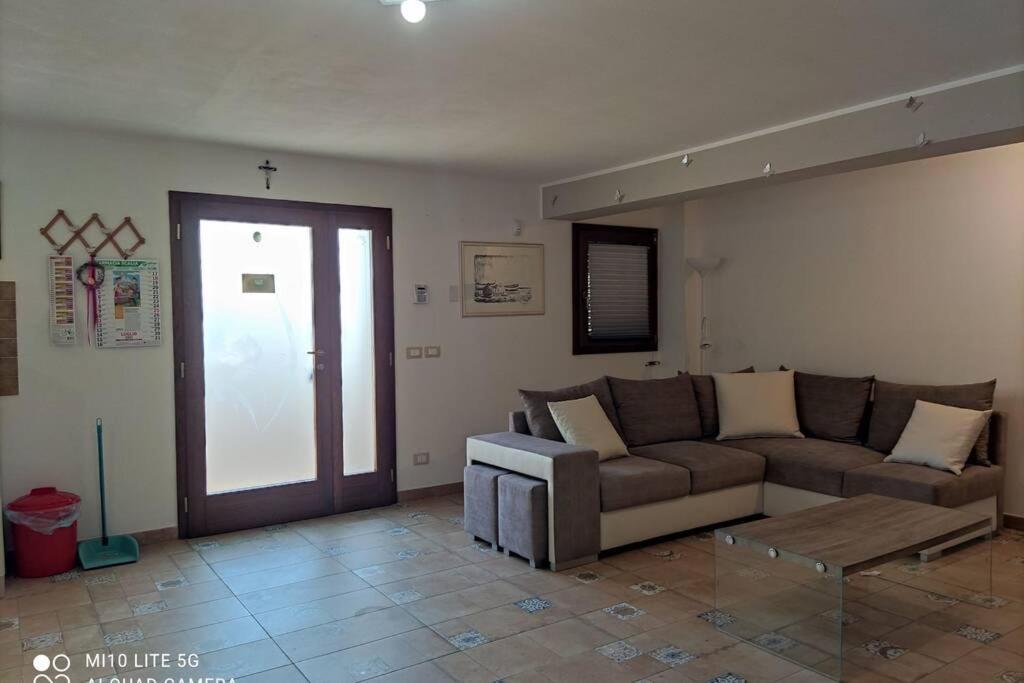 Casa Relax In Periferia Con Ingresso E Parcheggio Privato. Apartamento Zimmardo Exterior foto